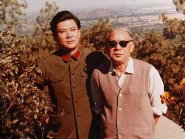 贵州茅台：支持工作餐不上酒的规定