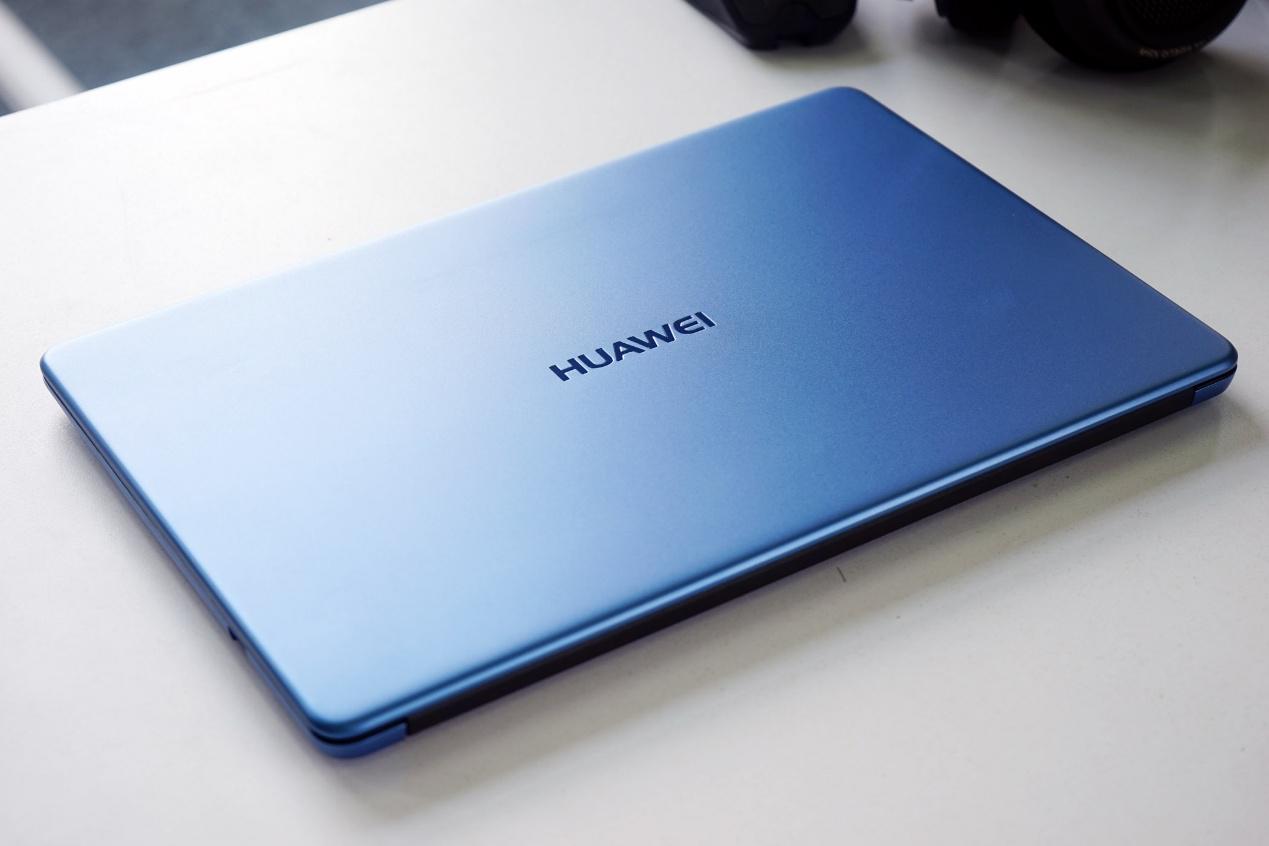 华为MateBook Fold起售价贵吗