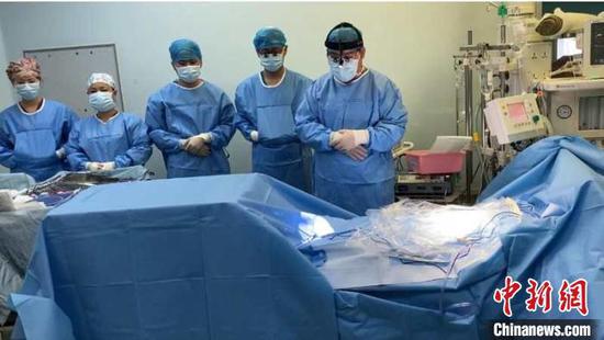 女童喉部手术后昏迷3个月 卫健委调查