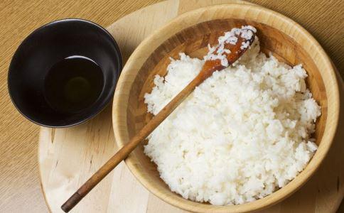日本民众称从天天米饭到每周三次