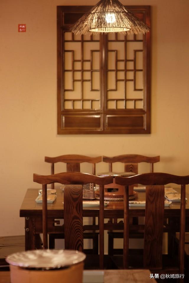 烧烤摊影响楼上居民 男子去店里大闹