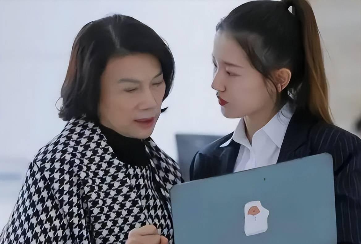 孟羽童称时隔两年收到董明珠微信
