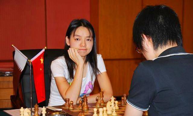 传9岁天才棋手被父亲家暴跳楼身亡