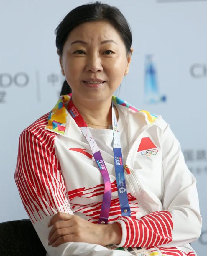 茫然回首
