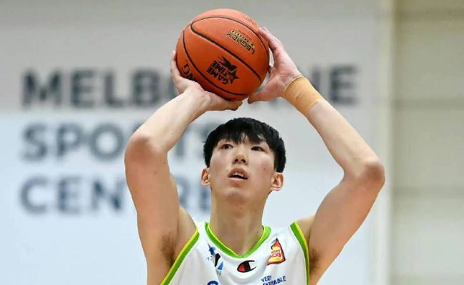 周琦老婆曾逼其回国