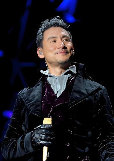 张学友演唱会撞期高考引众怒！粉丝与家长谁更委屈？