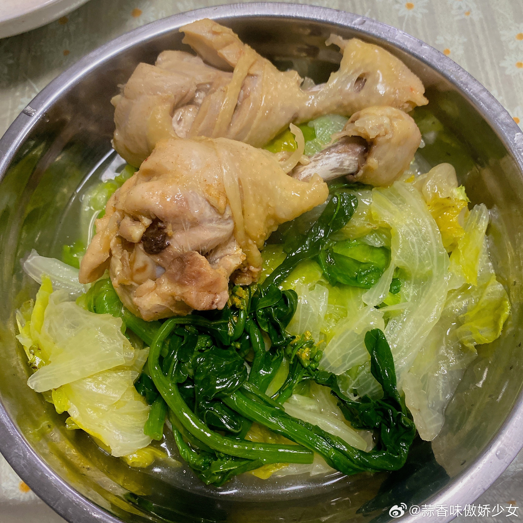 震惊！小伙连吃28天鸡腿饭瘦了10多斤，医生揭秘背后真相！