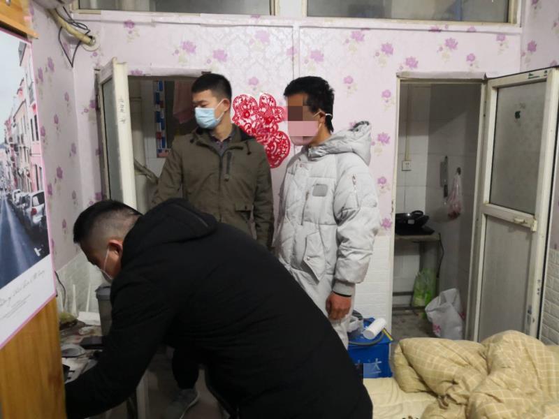 震惊！19岁男子入室行凶后竟淡定点外卖，警方披露惊人细节